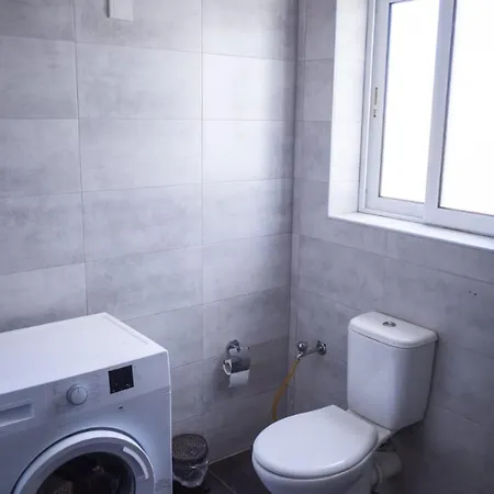 Cova Da Iria 3 شقة *